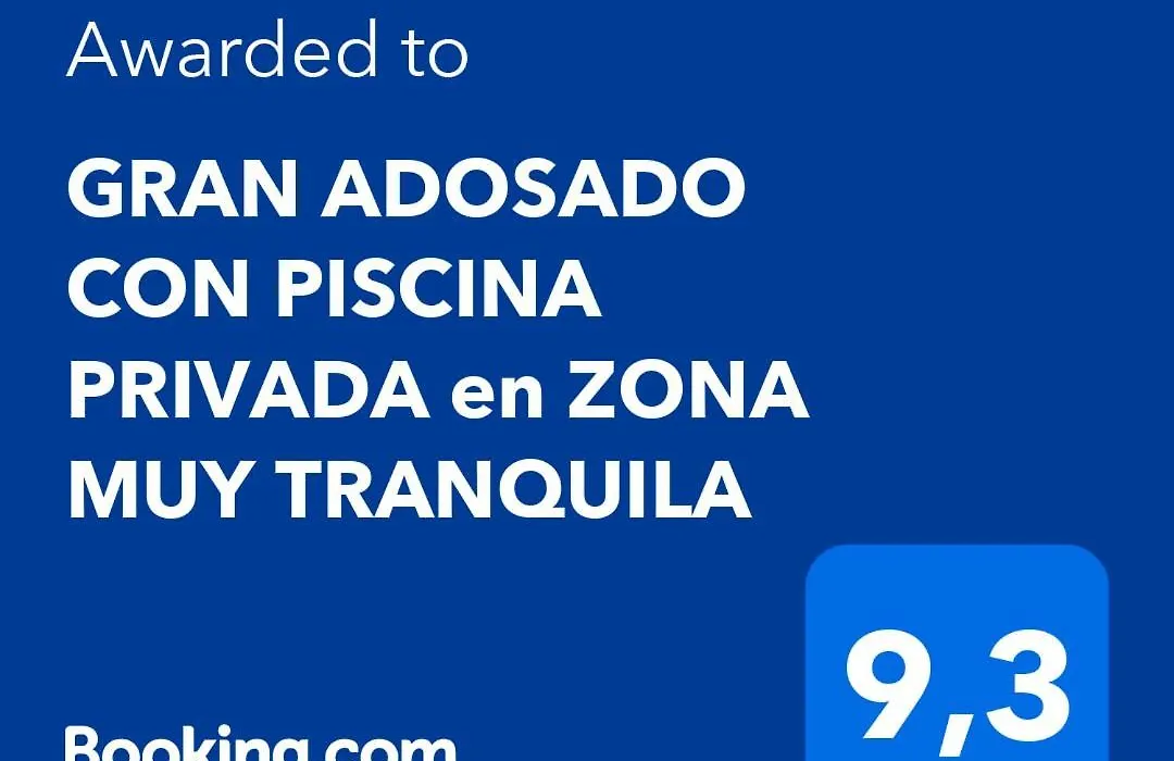 GRAN ADOSADO CON PISCINA PRIVADA en ZONA MUY TRANQUILA-1